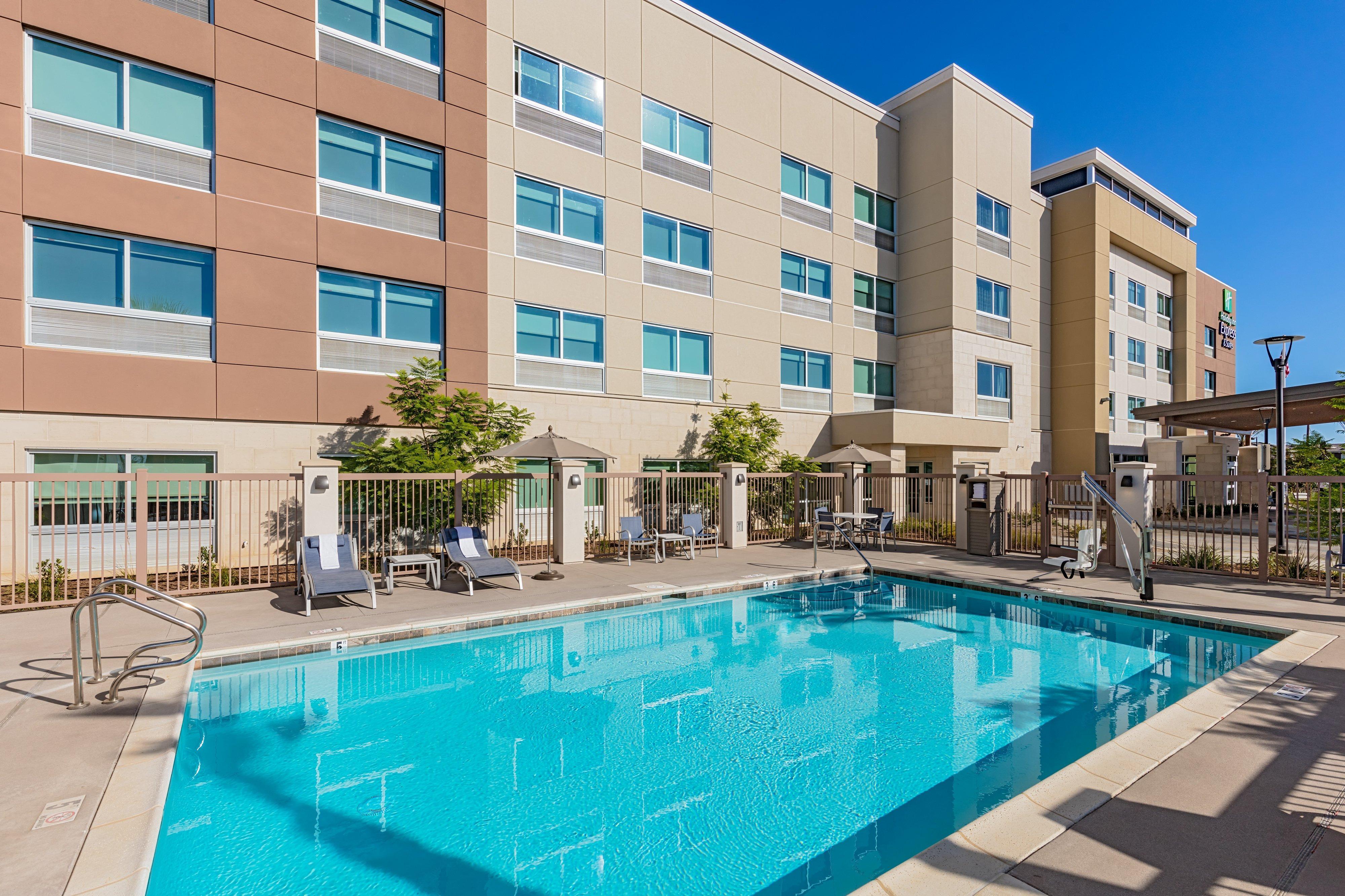 Holiday Inn Express & Suites - Moreno Valley - Riverside By Ihg Экстерьер фото